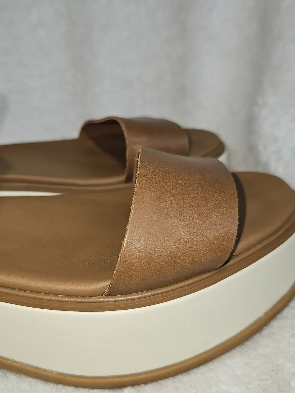Woman's Sandals SOREL Dayspring Sandal Size 8.5.